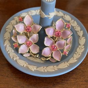 💕DAY SALE💕🎉HP🎉Vintage Sarah Coventry Pink Rhinestone Clip On Earrings